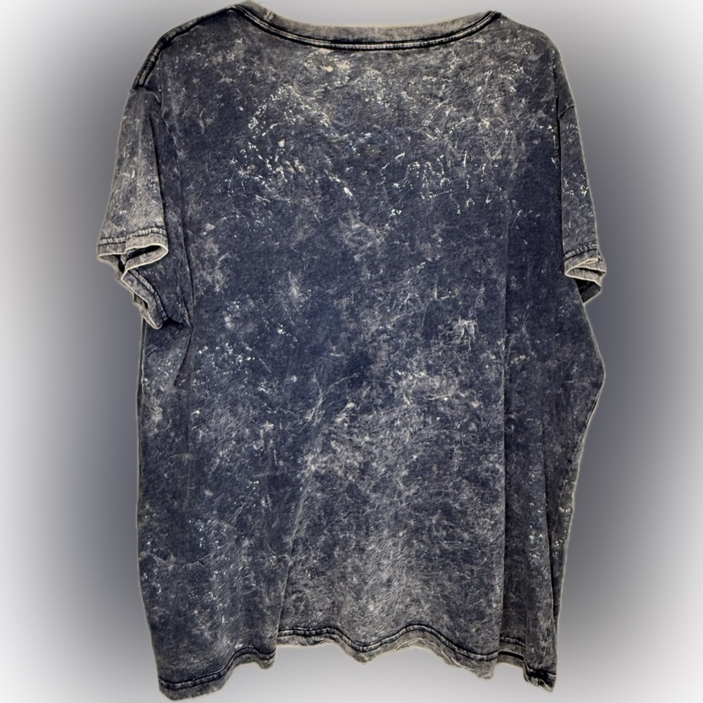 Disney Parks Mickey Mouse Mineral Wash T-Shirt Plus Size 2XL - Picture 2 of 3